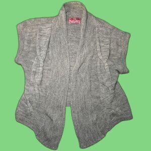Size Small Y2K Juniors Small Grey Short Sleeve Shrug